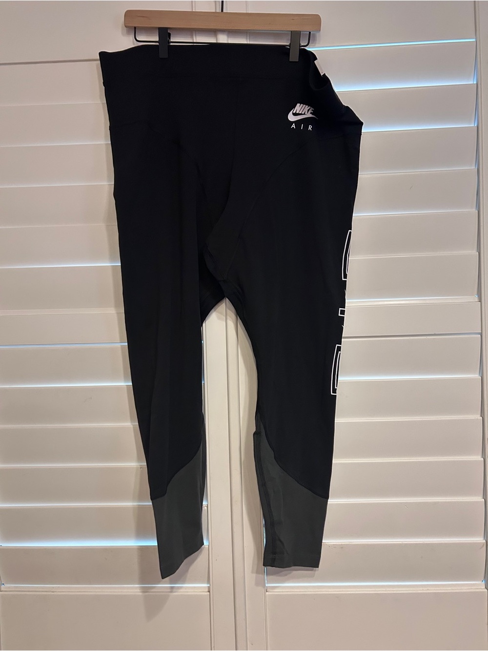 Nike Tight Fit High Rise Full Length Tight Black Grey Size 2X